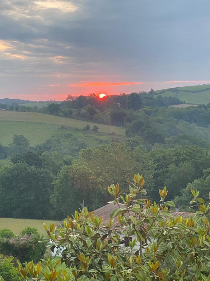 Saint-Pée-sur-Nivelle Ilargi Argi B&B 외부 사진